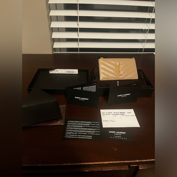 YSL Yves Saint Laurent Cassandre Matelasse Fragments Zipped Card Case Dark Beige - Picture 11 of 14